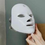 JD Health Tech با ماسک صورت نوردرمانی LED قابل شارژ  - تصویر 2