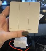 کلید دیواری سه‌کاناله تک‌سیم 220V با آداپتور – مدل سفید مدرن - Image 2